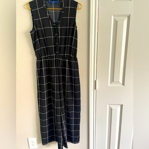 Apt 9 black womens jumpsuit. size S.